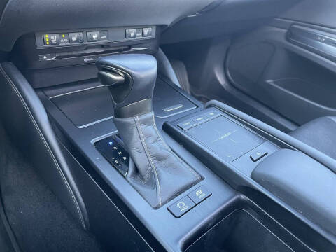 2020 Lexus ES 300h