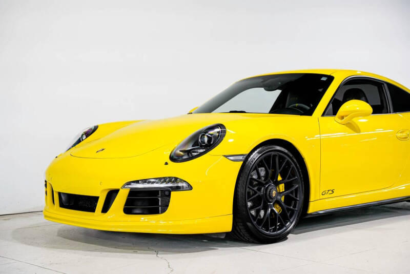 2015 Porsche 911 Carrera GTS