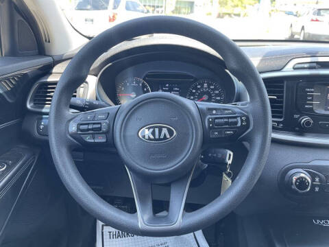 2016 Kia Sorento L