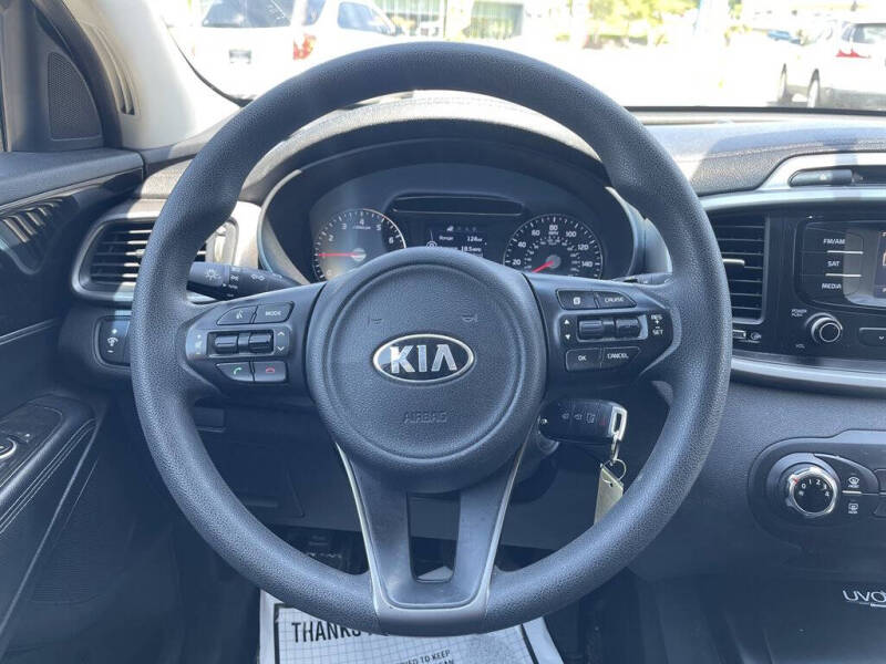 2016 Kia Sorento L