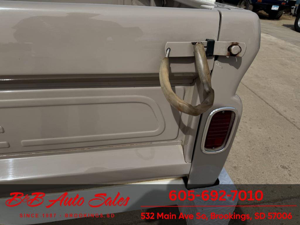 1965 GMC C/K 1500 Series 115
