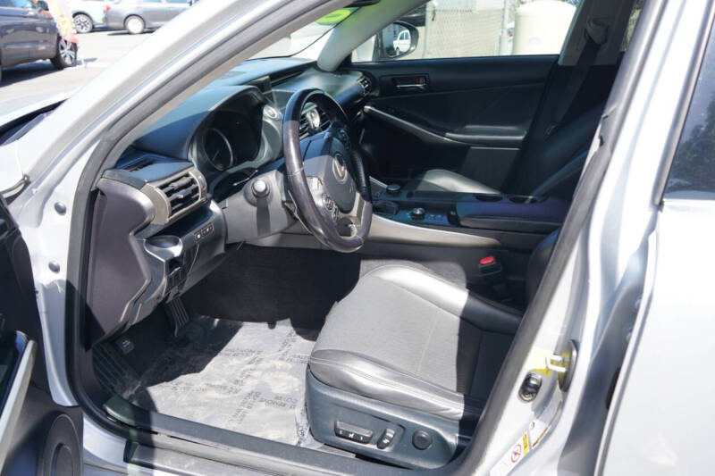 2015 Lexus IS 250
