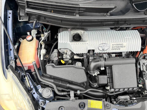 2014 Toyota Prius Five