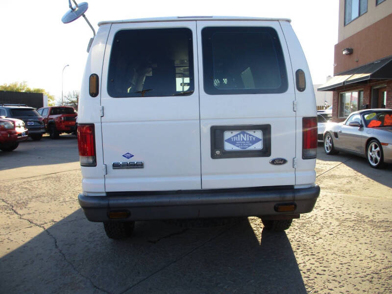 2006 Ford E-Series E-350 SD
