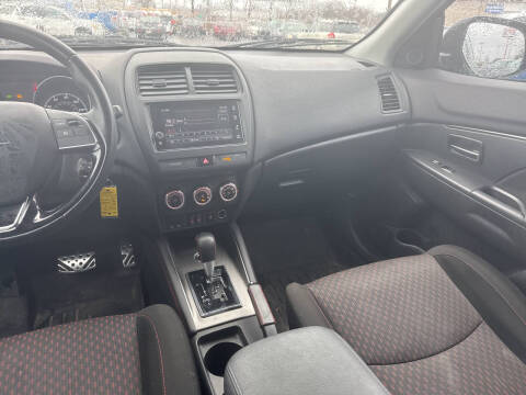 2019 Mitsubishi Outlander Sport ES