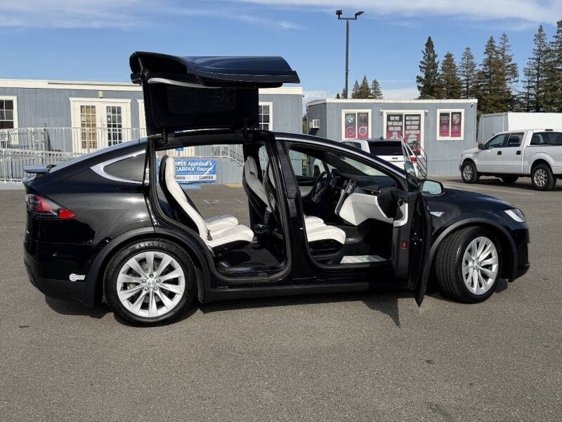 2016 Tesla Model X 90D