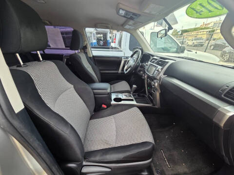 2014 Toyota 4Runner SR5