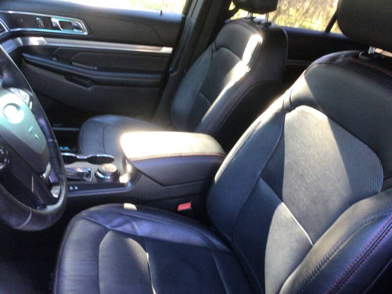 2016 Ford Explorer Sport