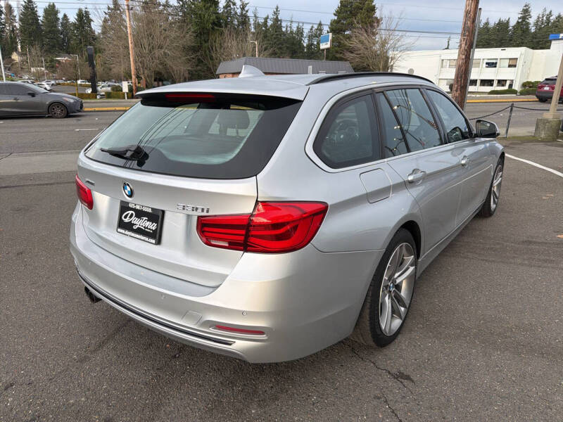 2017 BMW 3 Series 330i xDrive