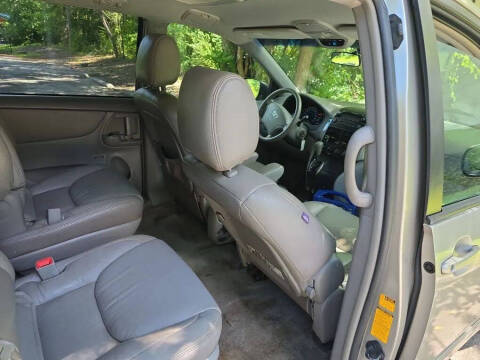 2010 Toyota Sienna