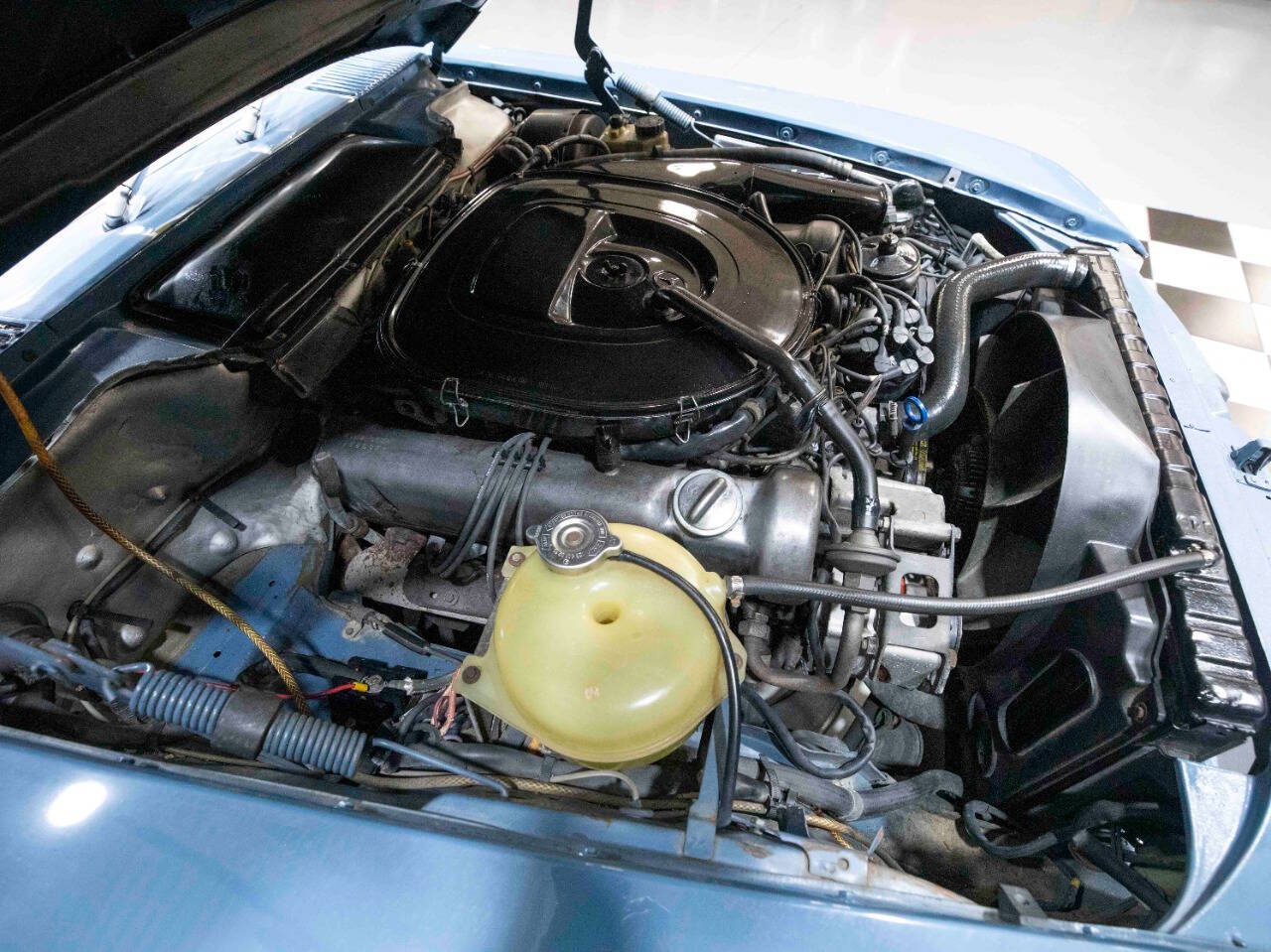 1977 Mercedes-Benz 450 SL 46