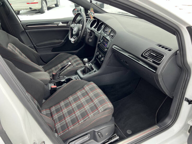 2015 Volkswagen Golf GTI S