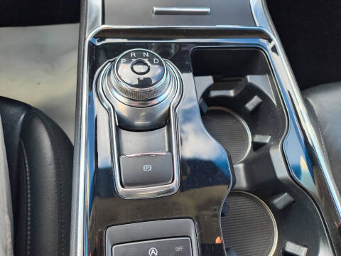 2020 Ford Edge Titanium