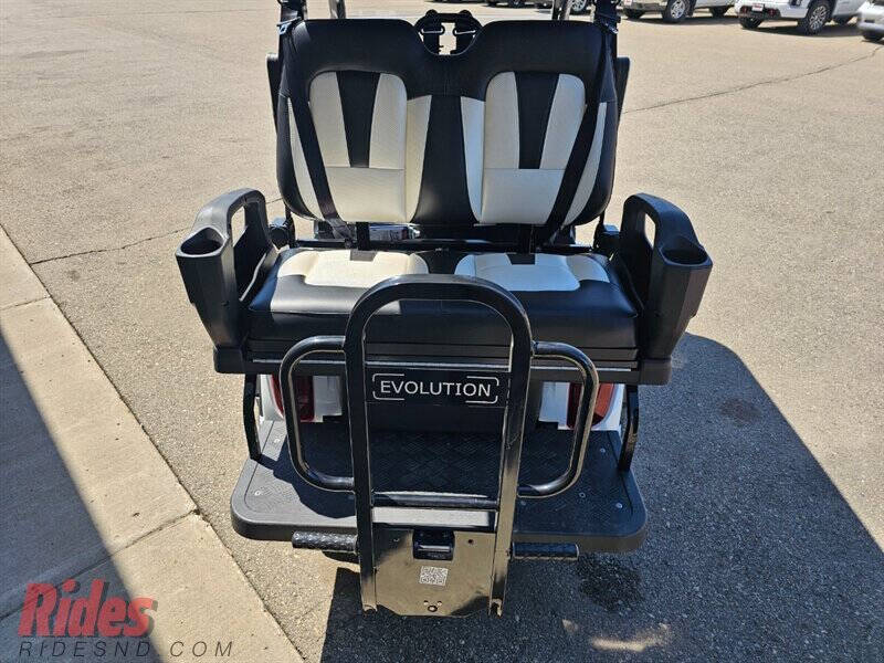 2025 Evolution D5 Ranger