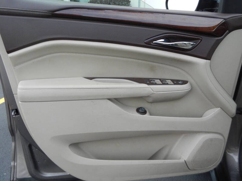 2011 Cadillac SRX Luxury Collection