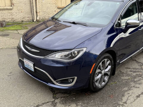2017 Chrysler Pacifica Limited