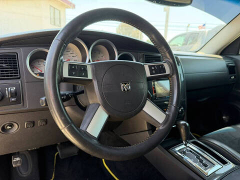 2007 Dodge Charger SRT-8