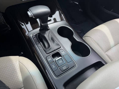 2020 Kia Sorento EX V6