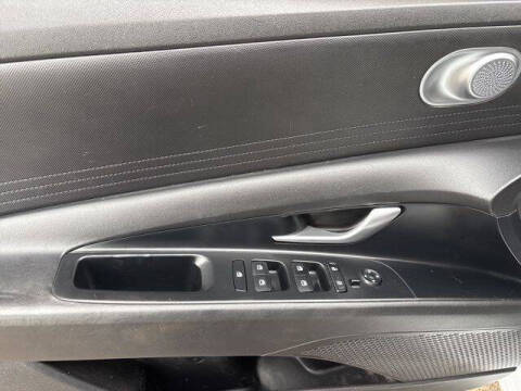 2022 Hyundai Elantra