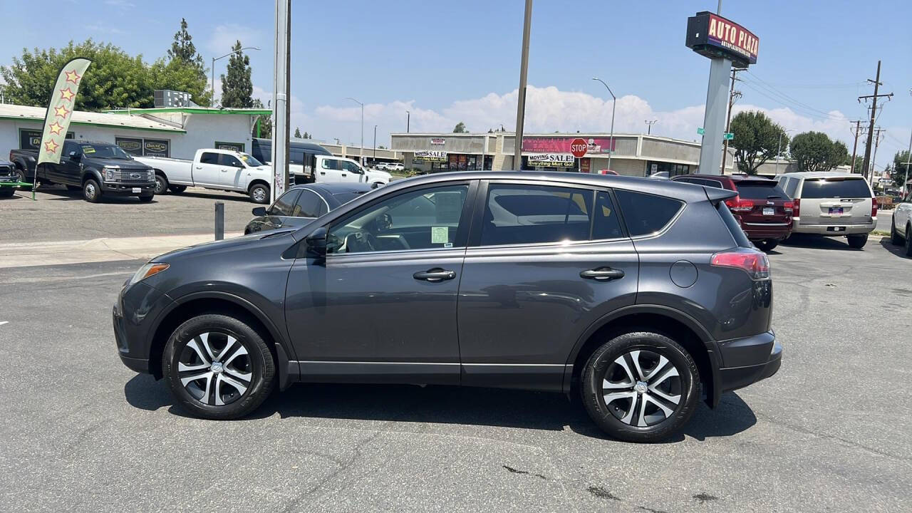 2018 Toyota RAV4 for sale at Auto Plaza in Fresno, CA