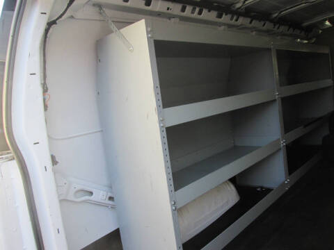 2022 Chevrolet Express 2500