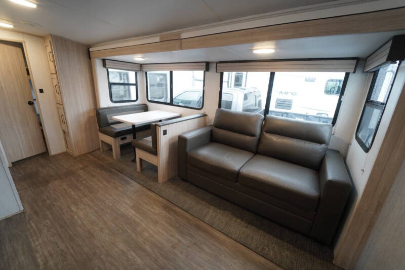 2024 Cruiser RV Shadow Cruiser 280QBS