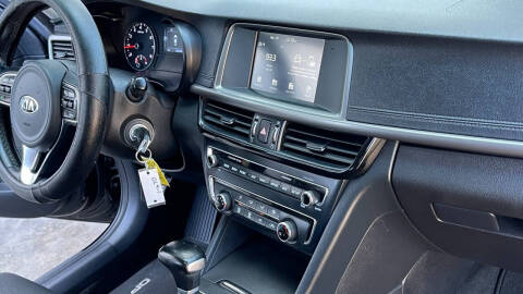 2018 Kia Optima S