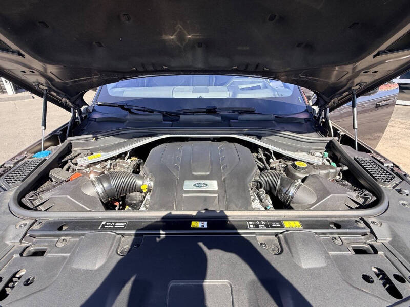 2023 Land Rover Range Rover P530 SE