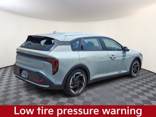 2026 Kia K4 Hatchback EX