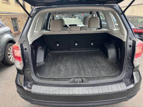 2017 Subaru Forester 2.5i