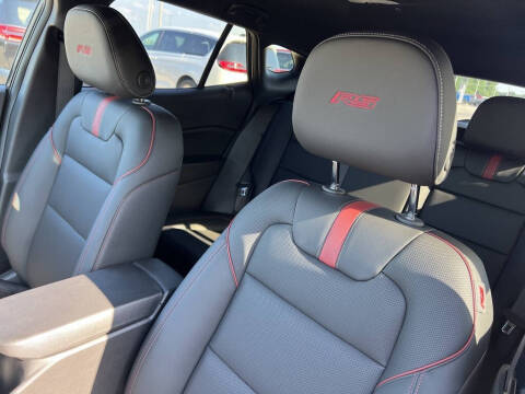 2025 Chevrolet Trax RS