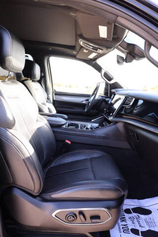 2022 Jeep Wagoneer Series III Carbide