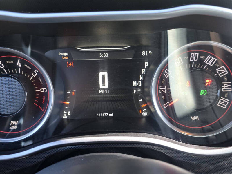 2016 Dodge Challenger SXT Plus