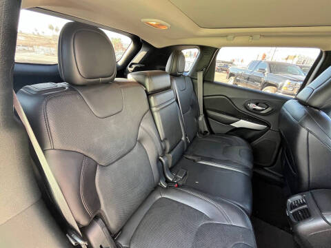 2017 Jeep Cherokee Overland