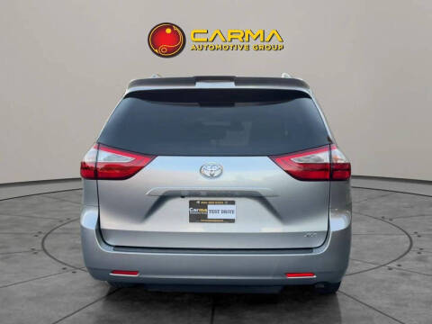 2018 Toyota Sienna XLE 8-Passenger