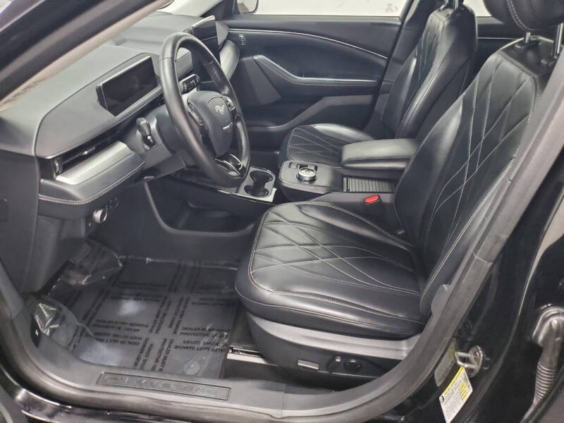 2021 Ford Mustang Mach-E Select