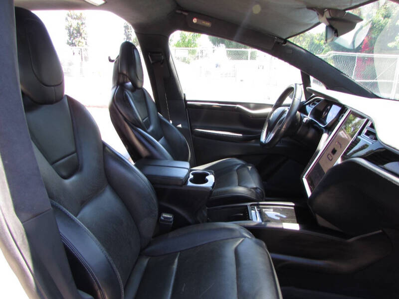 2016 Tesla Model X 90D