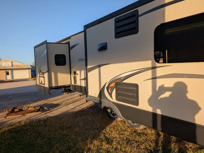 2020 Rockwood 8329SS