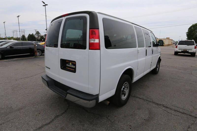 2019 Chevrolet Express LT 2500
