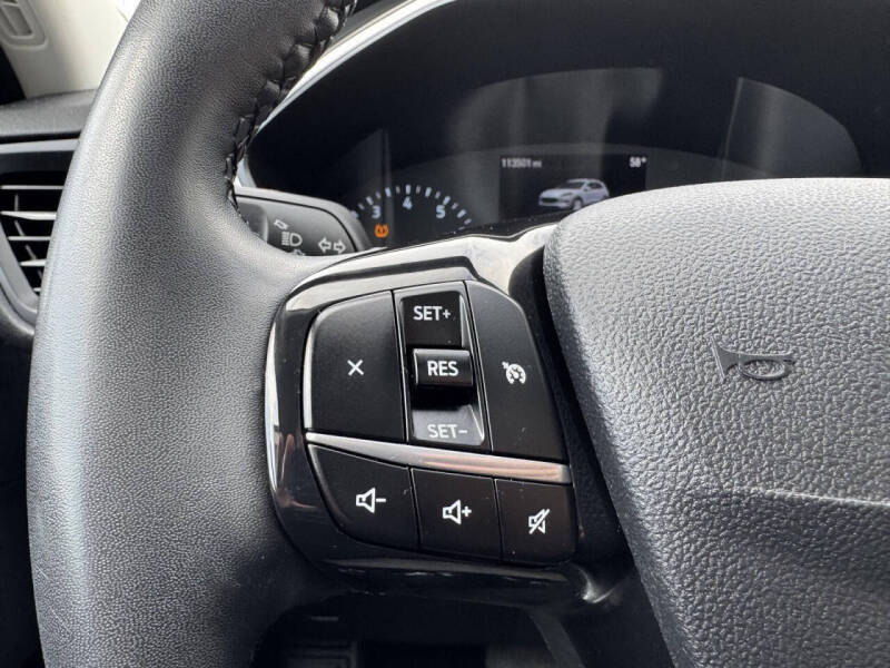 2021 Ford Escape SE