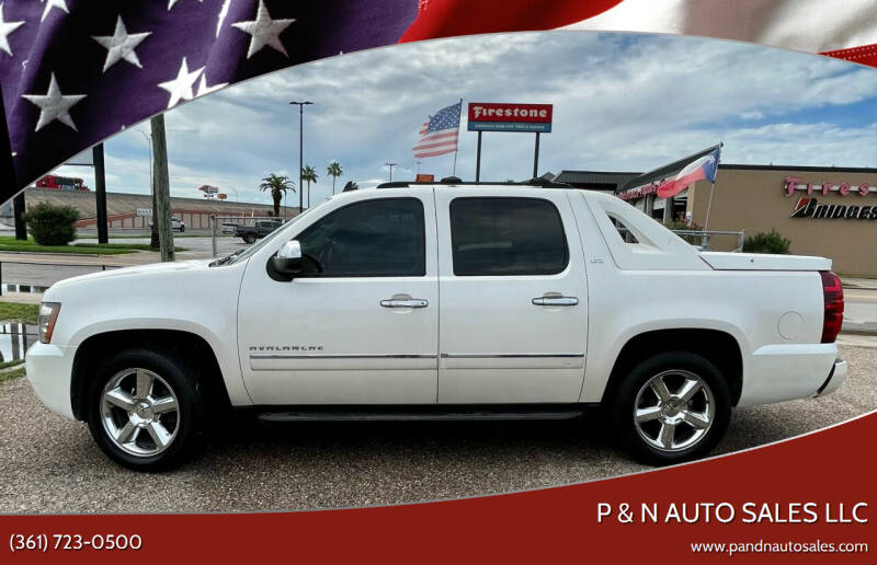 2011 Chevrolet Avalanche for sale at P & N AUTO SALES LLC in Corpus Christi TX