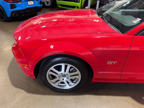 2005 Ford Mustang GT Premium