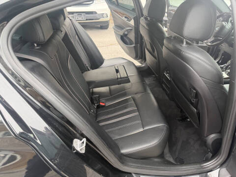 2018 BMW 5 Series 530i