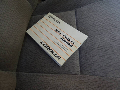 2004 Toyota Corolla LE