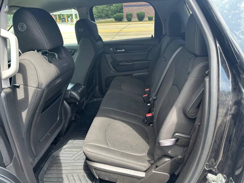 2015 GMC Acadia SLE-1