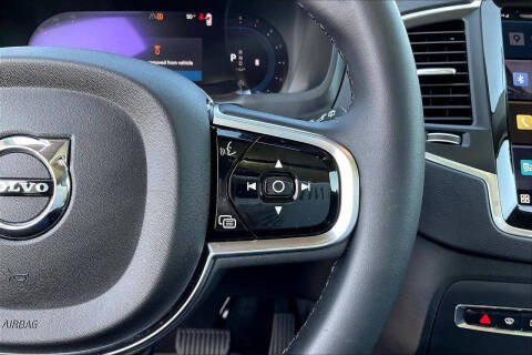 2024 Volvo XC90 B5 Core Bright Theme