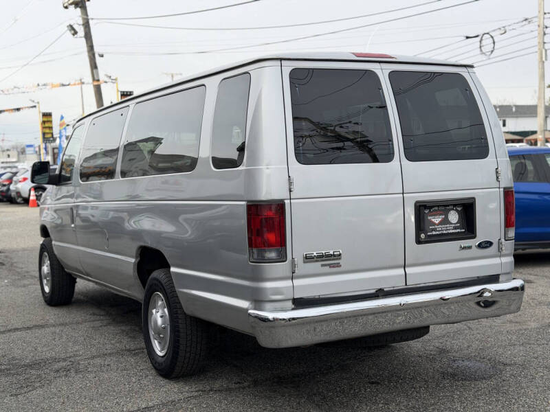 2010 Ford E-Series E-350 SD XL