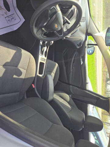 2018 Chevrolet Cruze LS Auto