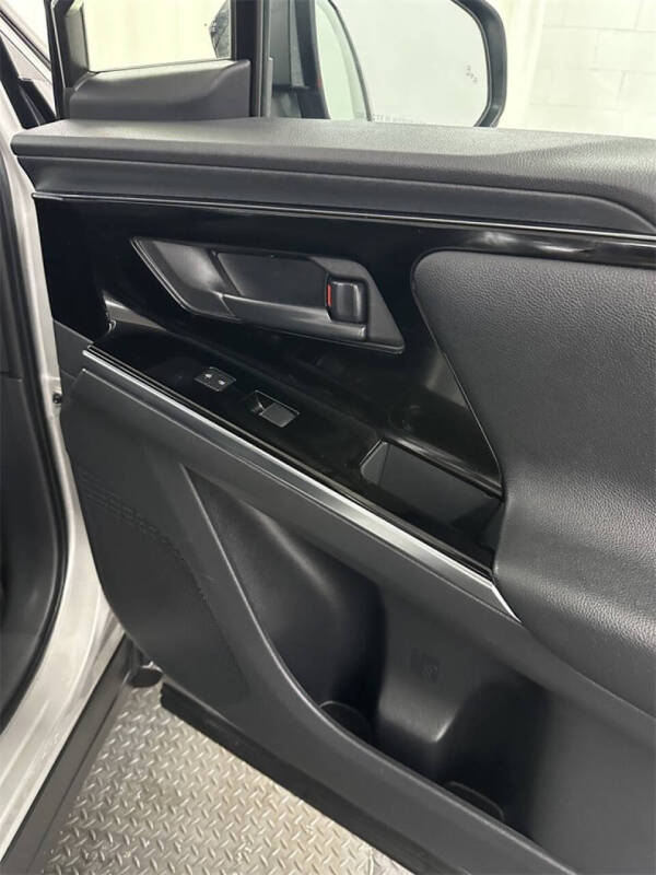 2023 Toyota bZ4X Limited