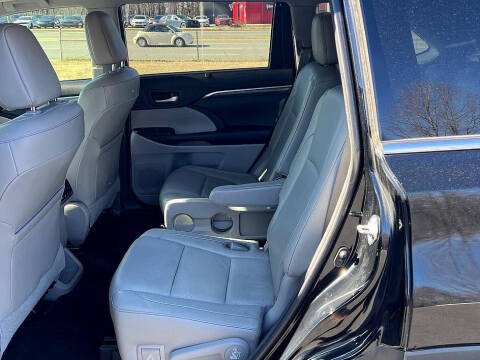 2017 Toyota Highlander